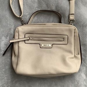 Roots purse: Gently used